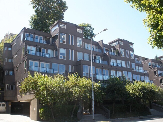 Photo - South Lake Union / Queen Anne Condo at The... Unidad 201
