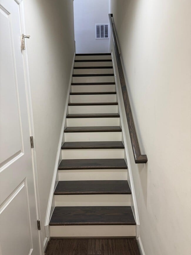 Photo - 23910 Catawba Hill Dr