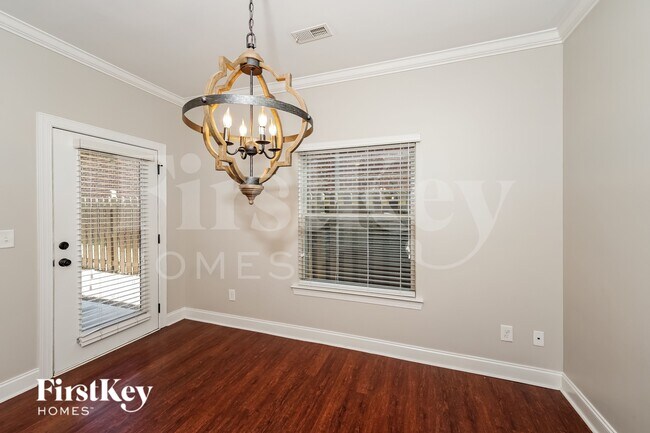 Photo - 314 Glen Cross Way