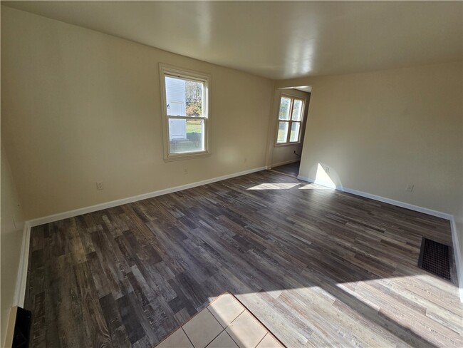 Photo - 236 A Allen St