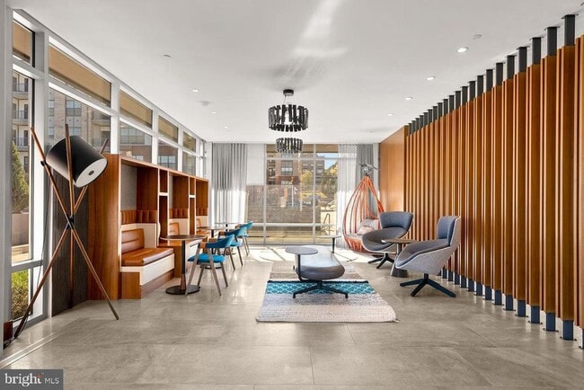 Photo - 145 Riverhaven Dr