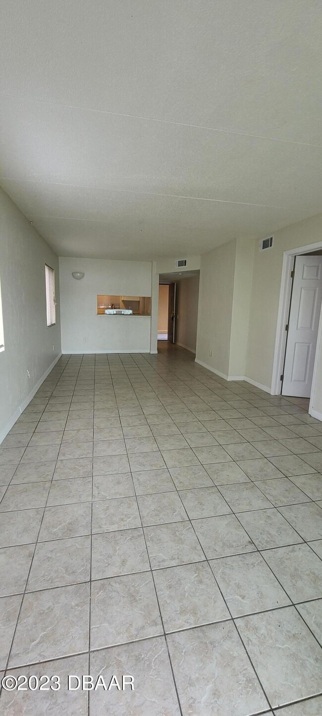 Photo - 415 N Halifax Ave Unit 113