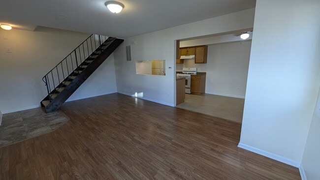 Photo - 10S433 Echo Ln