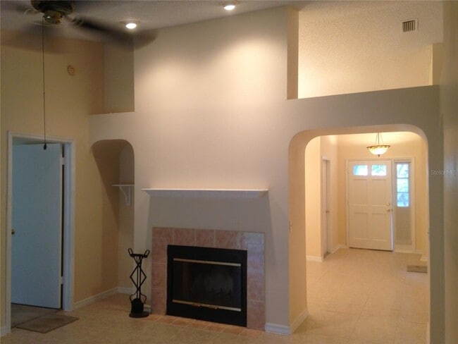 9673 Fox Hearst Rd