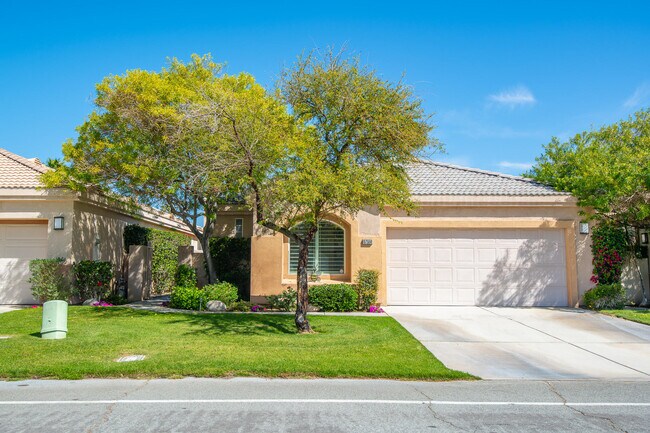 67550 S Laguna Dr