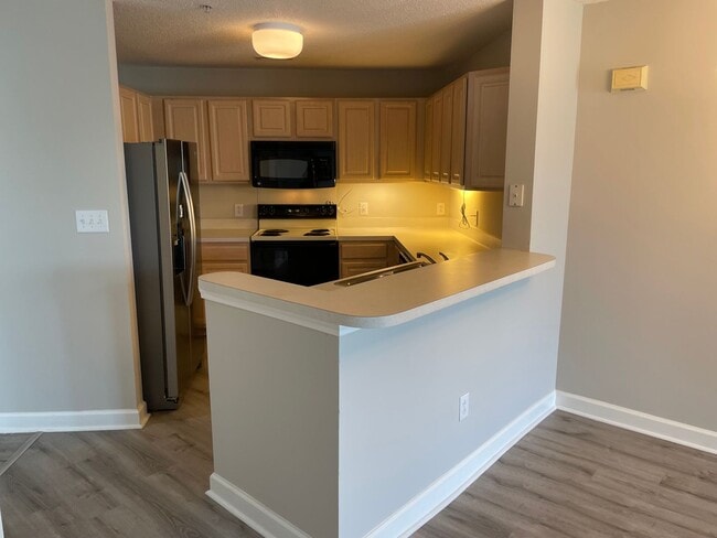 Photo - 2BR Waterfront Condo in Davidson. Enjoy Be...