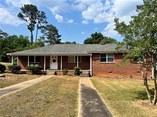 Photo - 101 Clinton Dr