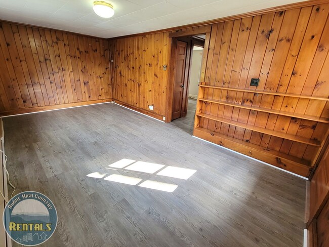 Photo - 915 Blowing Rock Rd Unit 915 Blowing Rock Road Upper