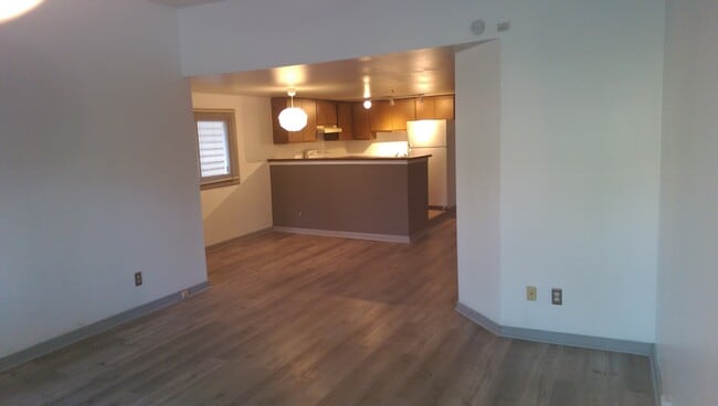 Photo - 3267 N Bartlett Ave Unit UWM / East-Side 3BR lower flat