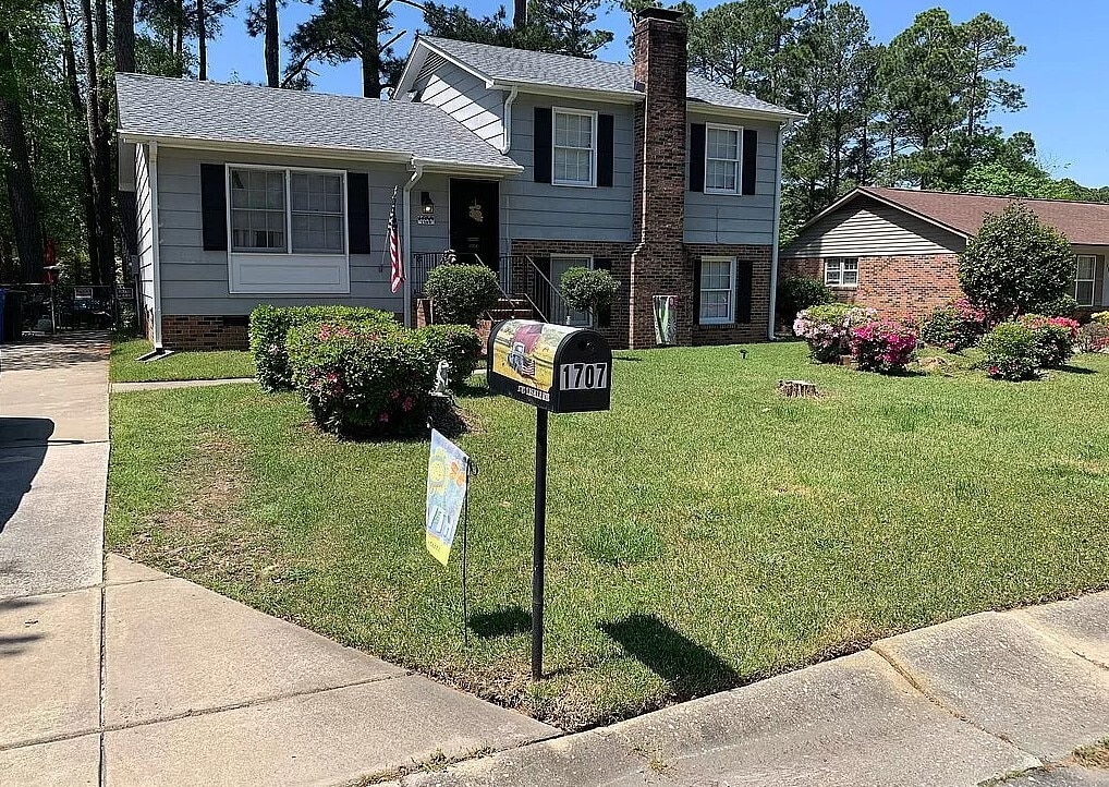 Photo - 1707 Lasalle Ave