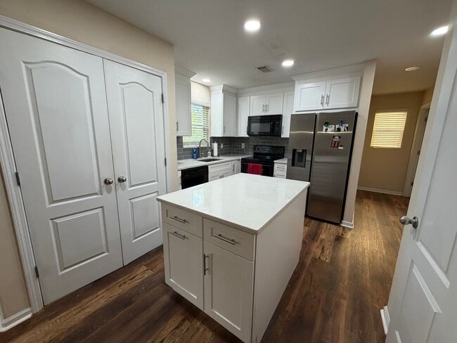 Photo - BRIDGEWATER HOME! LEASING FOR JULY 2026! 1/2 Off Deposit!