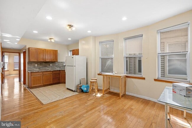 Building Photo - 1235 W Allegheny Ave Rental