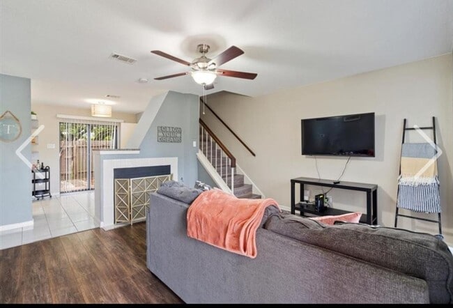 Photo - Updated 3-Bed Townhome Oasis in Copperfield | Greenbelt Views, Granite Kitchen & Move-In Ready!