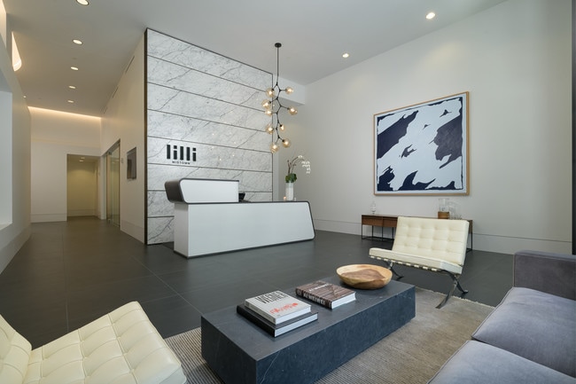 Lilli Midtown