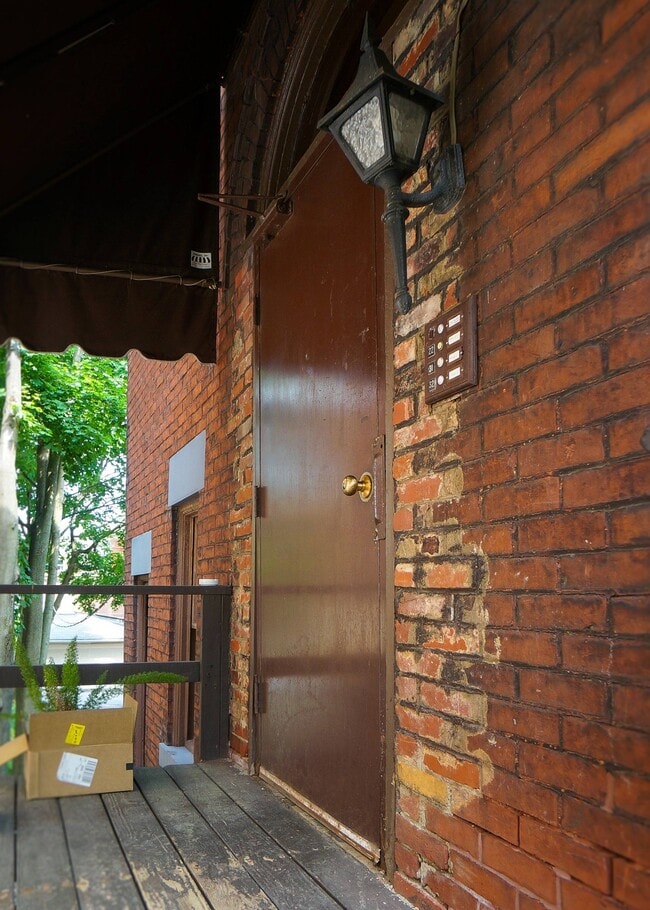 Entrance - Baum Grove