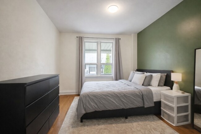 Photo - 324 Margueretta St