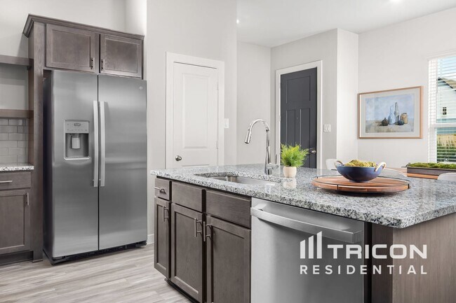 Photo - 9835 Willow Creek Commerce Dr