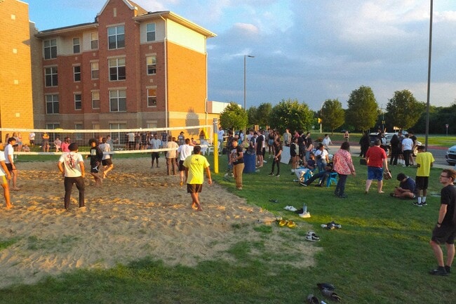 Volleyball Tournament - Union at Dearborn Student Apartments