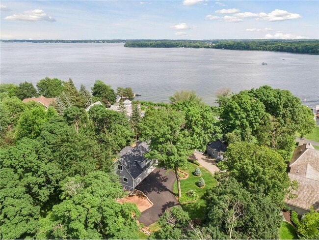 Photo - 2462 Lafayette Rd