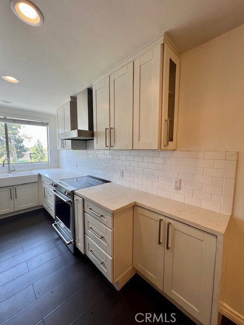 Building Photo - 7210 Raintree Cir