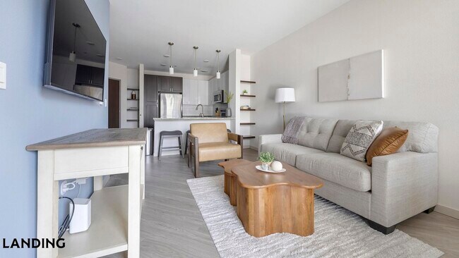 Photo - 2900 E 16th Ave Unidad 431
