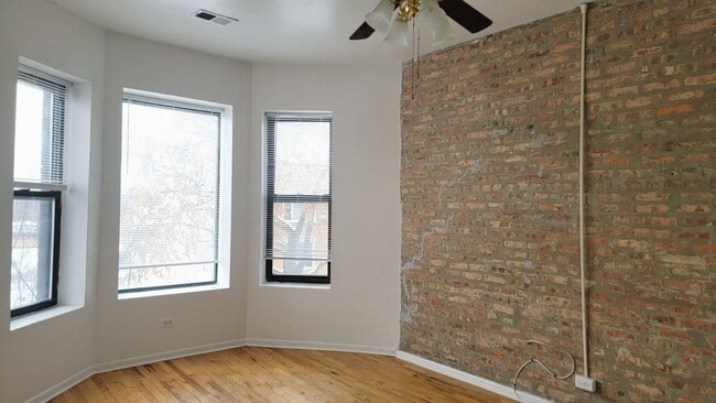 Photo - 4053 S Calumet Ave Unit 3