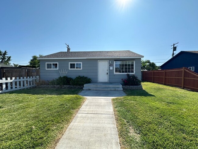 Building Photo - 3 bed, 2 bath Richland Rental
