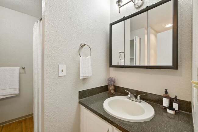 Photo - Madrona Estates