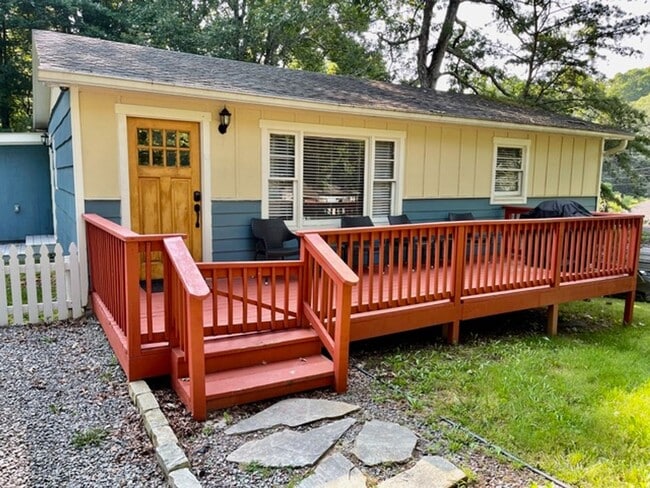 Photo - Black Mountain Gem Near Lake Tomahawk!