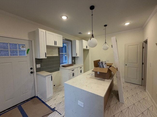 Building Photo - 4417 N 9th St Unit Rear