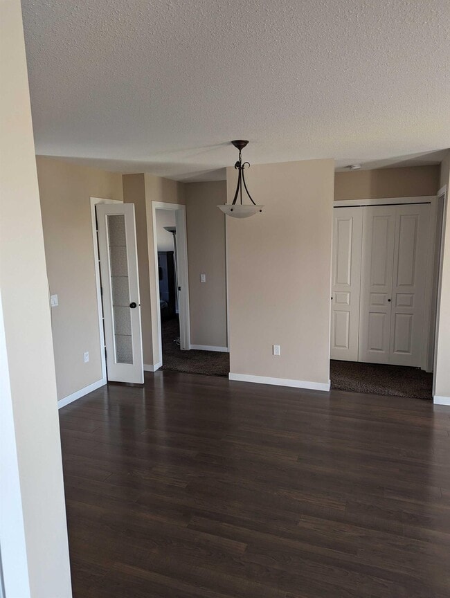 Photo - 5004-5004 James Hill Rd