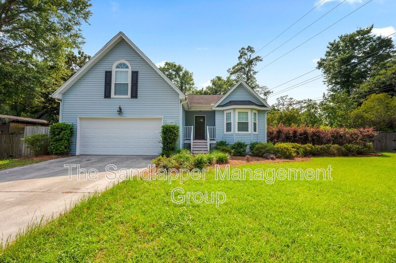 Photo - 1109 Oceanview Road