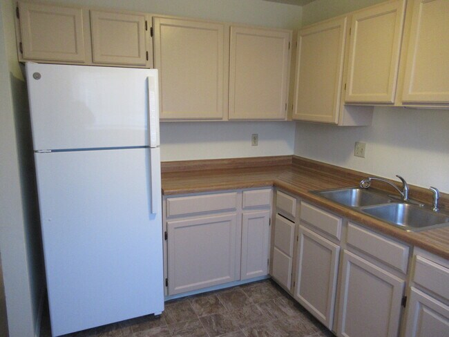 Photo - 2455 Astrozon Cir