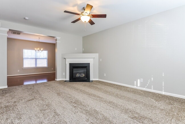 Photo - 4225 Hopper St