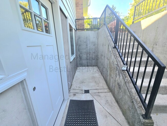 Photo - 5317 NE Emerson St