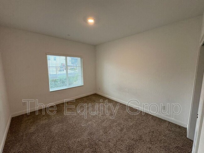 Photo - 225 W Tyler Ave