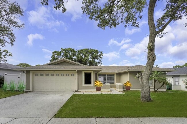 Photo - 105 Timberview Dr House