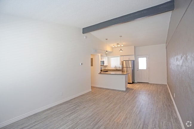 1BR, 1BA - Living & Dining Area - Cactus Canyon