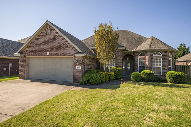 ***1250 Torbay Trace*** - ***1250 Torbay Trace*** House