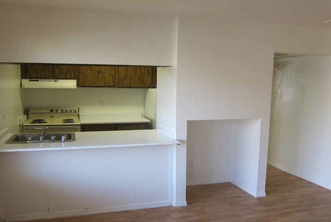 Cocina - Royal Garden Apartments