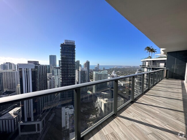 Building Photo - 801 S Miami Ave Unit 5402 Rental