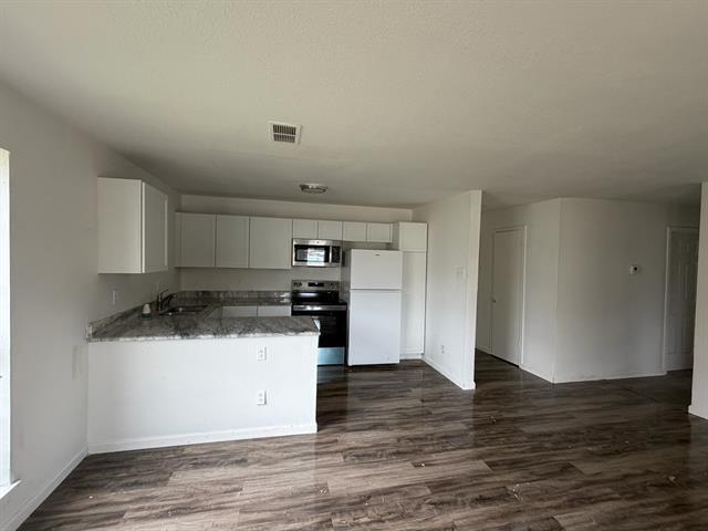 Photo - 5901 Lake Hubbard Pkwy