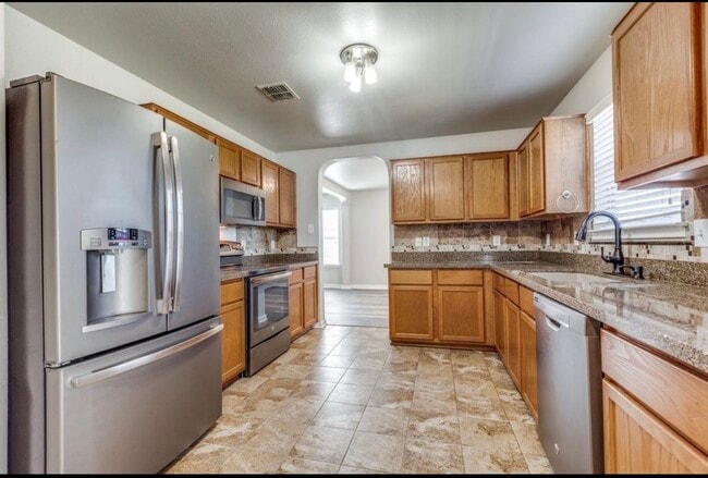 Photo - 7343 Lyia Br