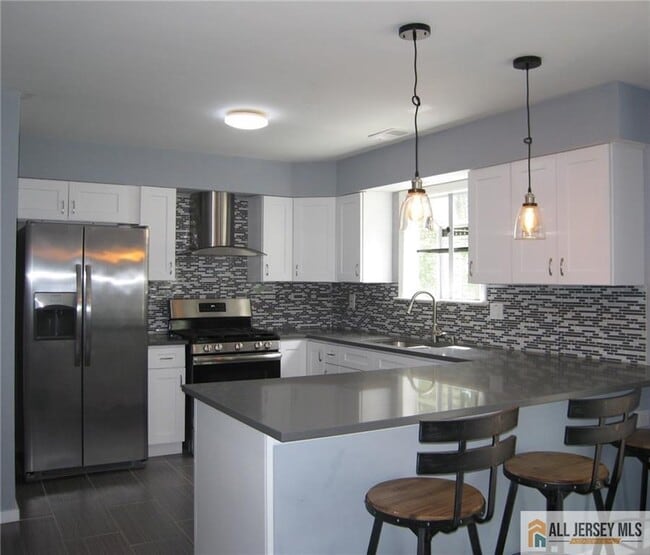 Photo - 141 Grantham Dr