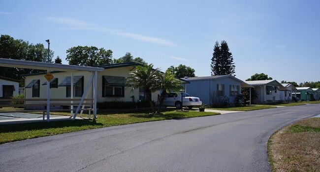Photo - Kings and Queens Apartments
