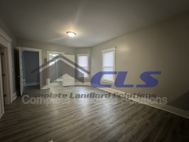 Photo - 1507 5th Ave