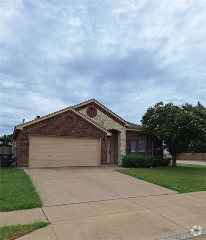 Building Photo - 7008 Seton Hall Dr Rental