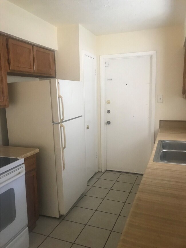 Photo - 7311 Caracas Dr