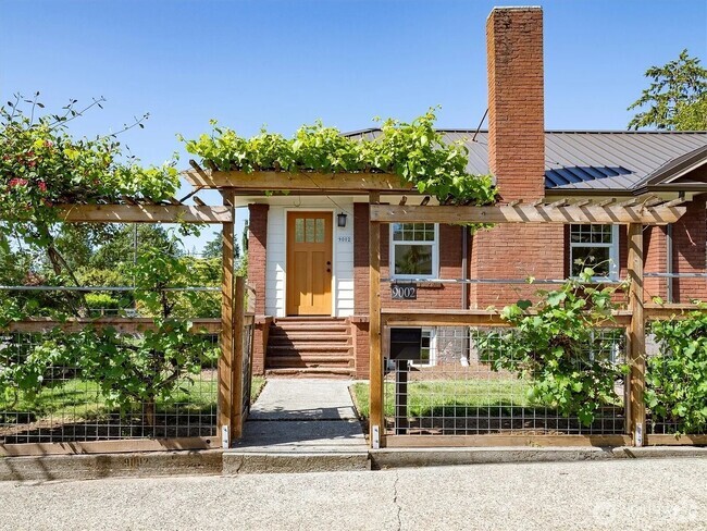 Building Photo - 9002 12th Ave NE Rental