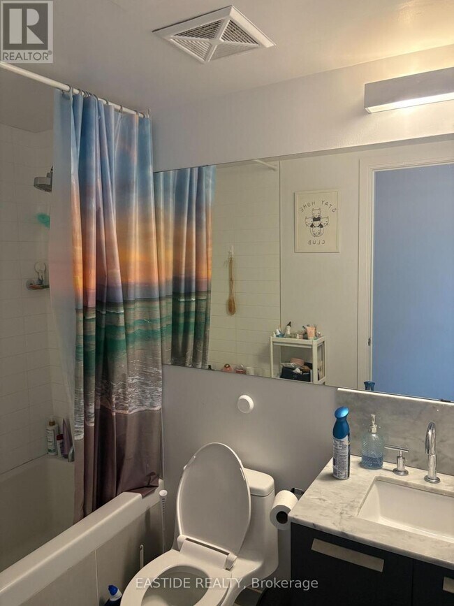 Photo - 42 Charles St E Unité 4002